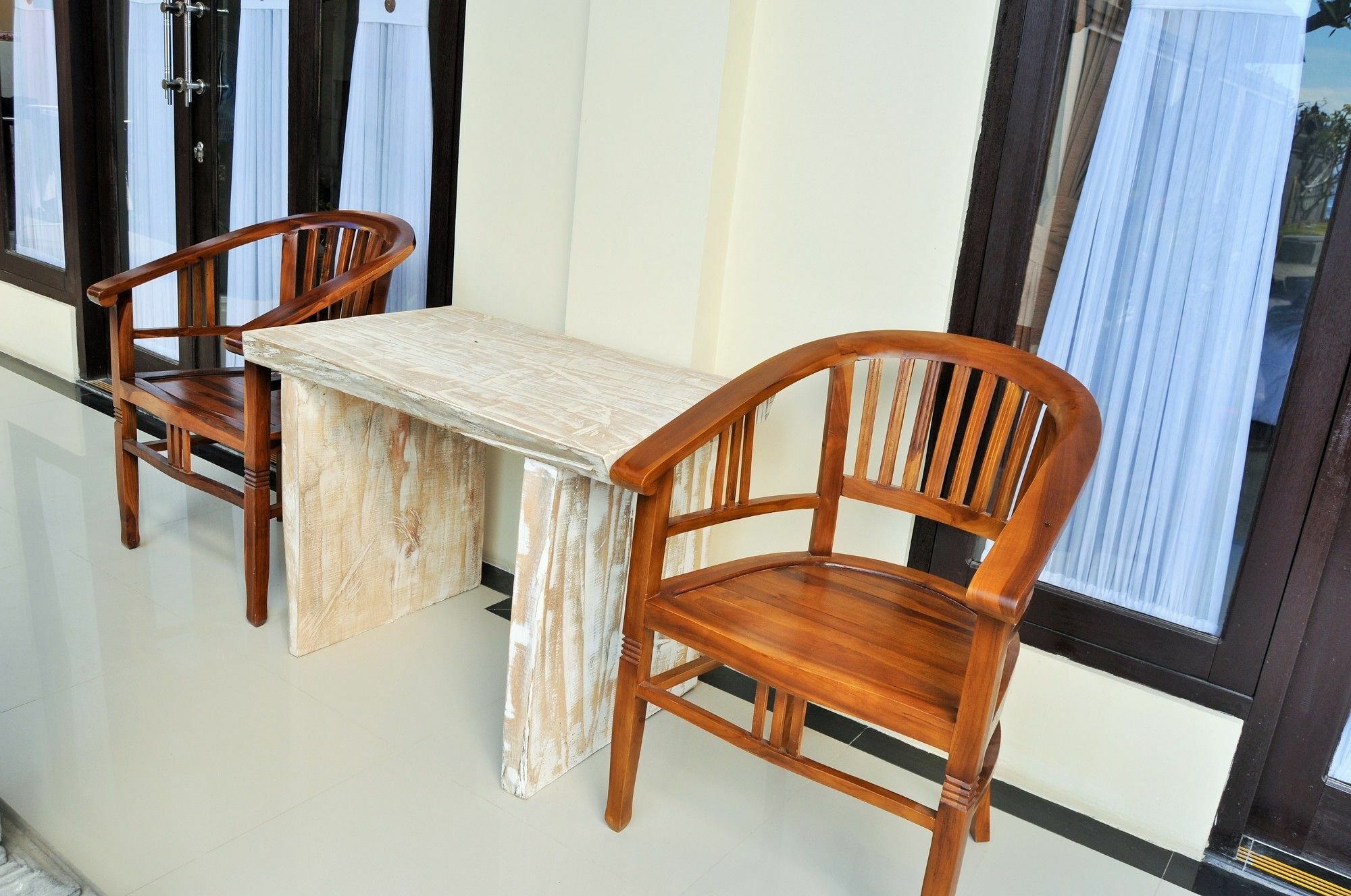 Deva Devi Beach Inn Luxury Batununggul Exterior foto